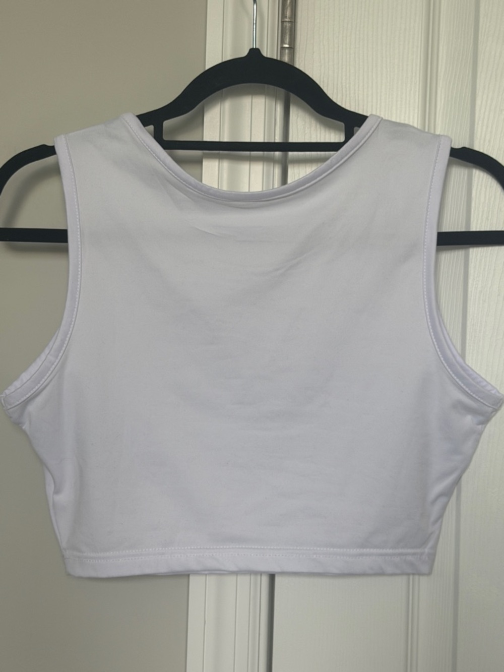 Milano Italy White Crop Tank Top Women’s Medium Y2K Minimalist Graphic Aesthetic - Picture 3 of 9